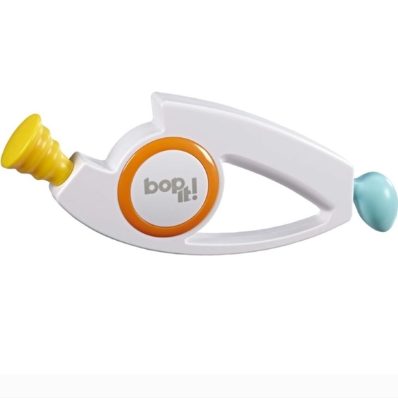 Hasbro Bop It! Game - Picture 4 of 4